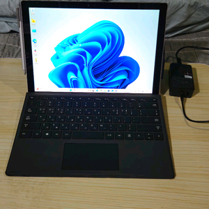 Surface Pro4 i7 16GB RAM 512GB