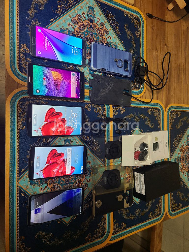 안쓰는 휴대폰 공기계 5대 6만원에 팝니다--0