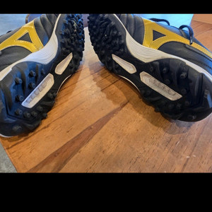 모렐리아 살라 풋살화 275