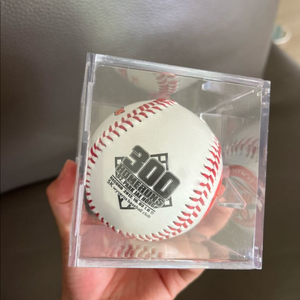 박재홍 300홈런 기념구