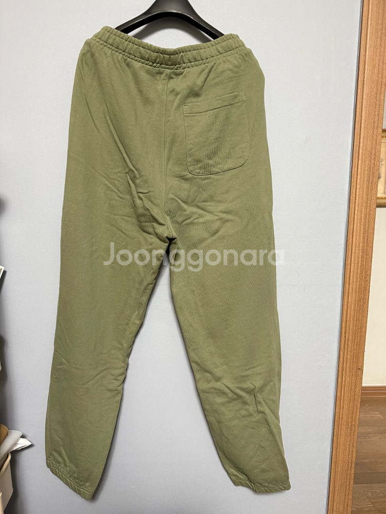 마리떼프랑소와저버 맨투맨 + 바지 셋업 트레이닝복세트--5