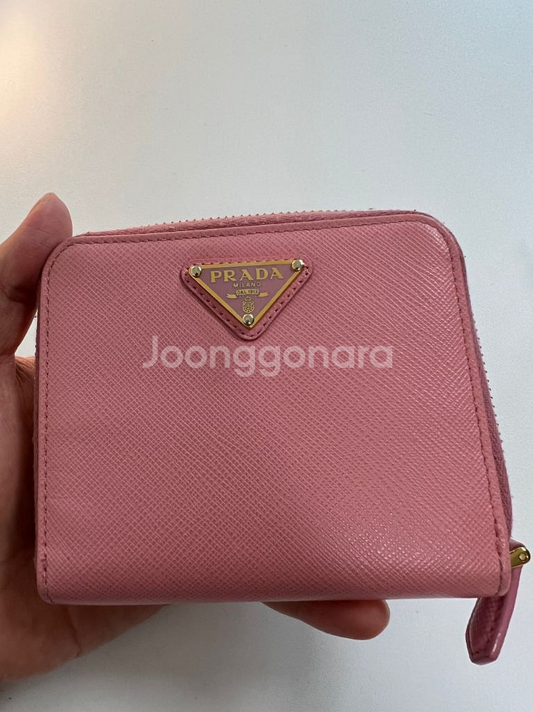 프라다 사피아노 가죽반지갑--0