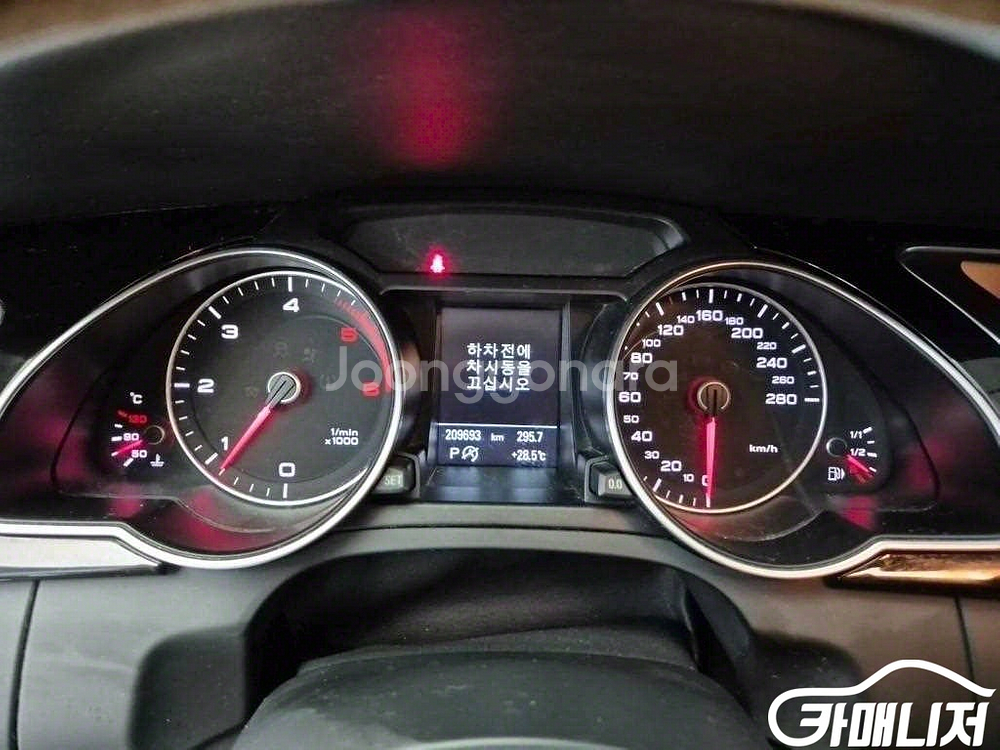 [아우디]A5 35 TDI 콰트로 다이나믹 스포츠백 (--5