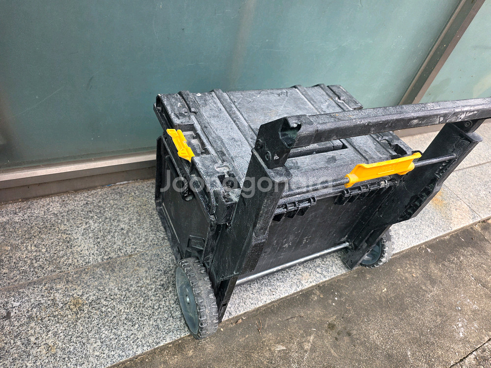 디월트 터프 카트형공구함 DS450(DWST08250)--4