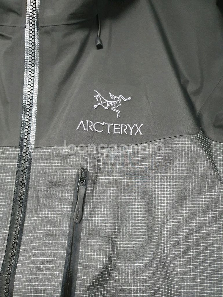 아크테릭스 알파 고어텍스 자켓 블랙--1