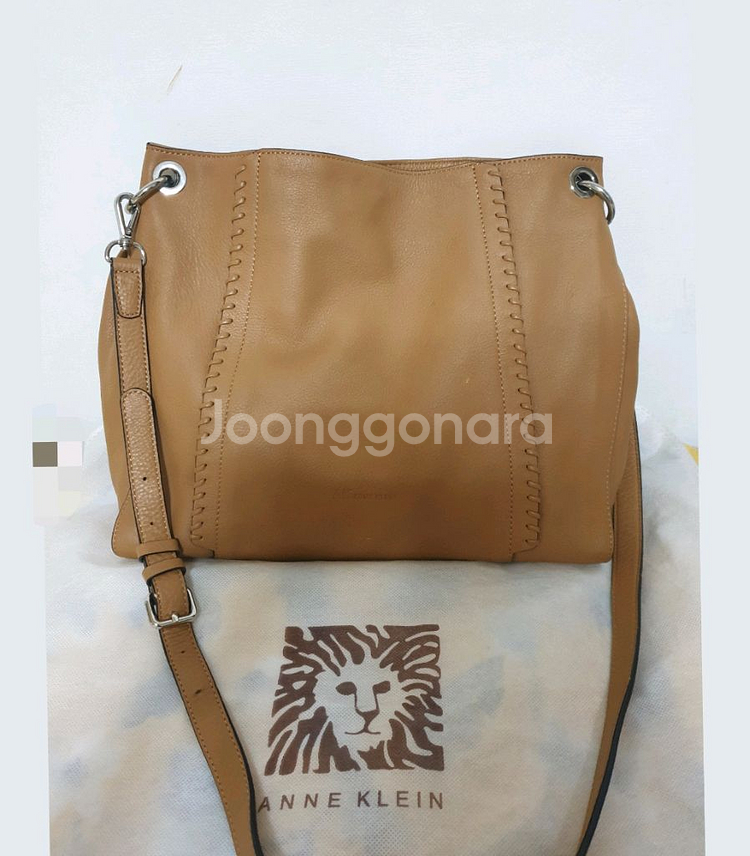 엔클라인 가죽 가방--0