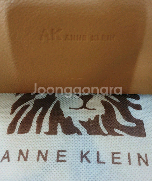 엔클라인 가죽 가방--1