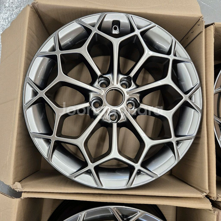 제네시스g80 녹용 19인치 순정휠 임판급--2