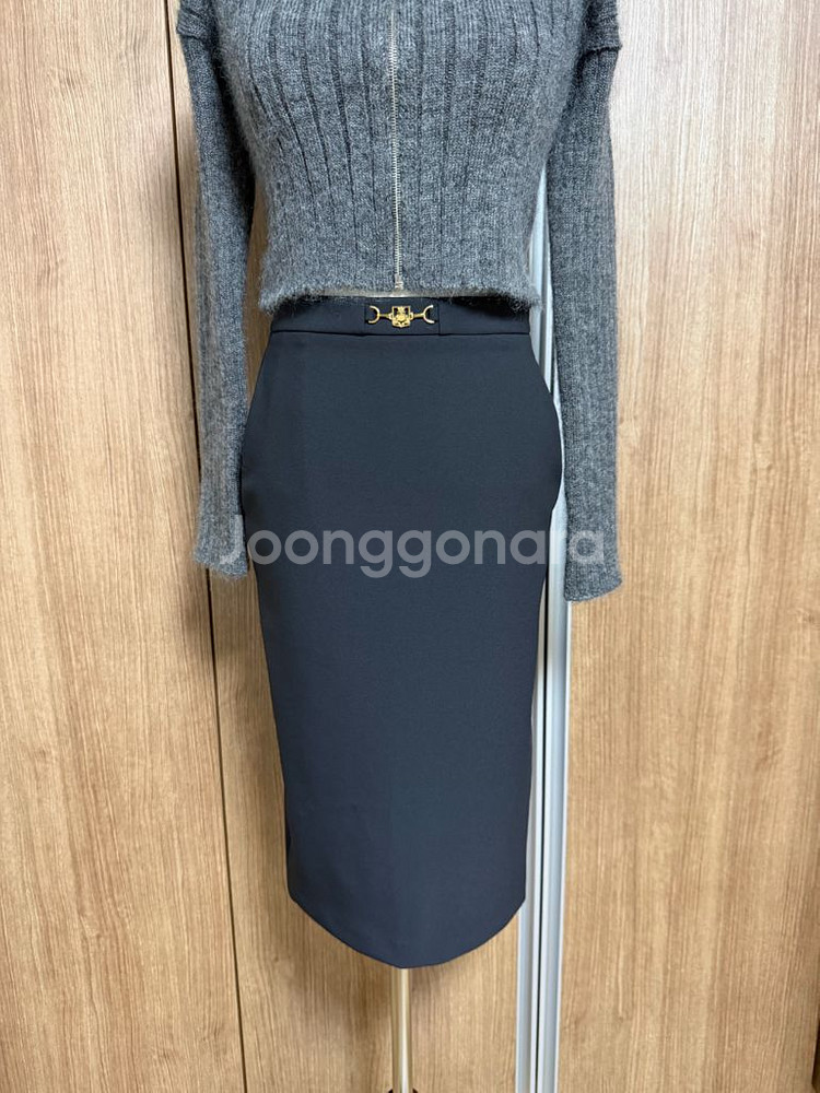 24FW 엘리자베타프랑키 로고 장식 미디 스커트(블랙)--0