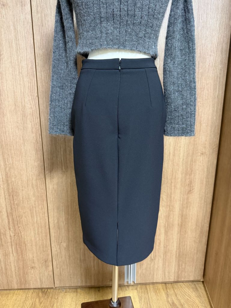 24FW 엘리자베타프랑키 로고 장식 미디 스커트(블랙)--1