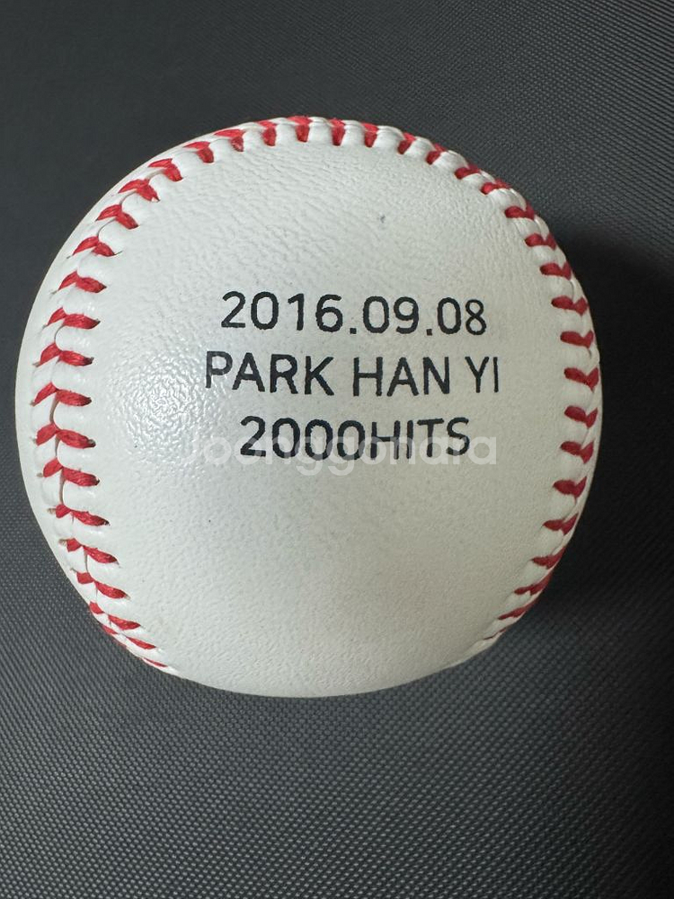 삼성라이온즈 박한이 2000안타 기념구 친필싸인볼 판매--2