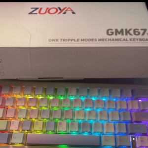 gmk67 (스위치+키캡+아크릴덮개포함) 실사용1시간