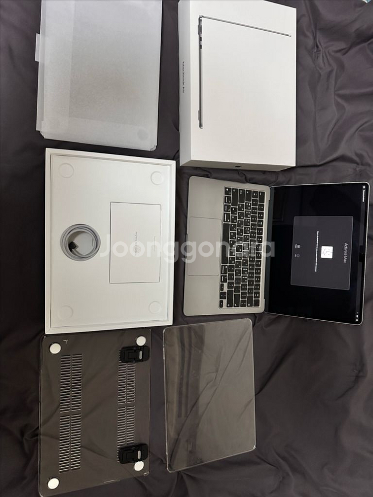 맥북에어 m3 13인치 램8기가 256기가--9