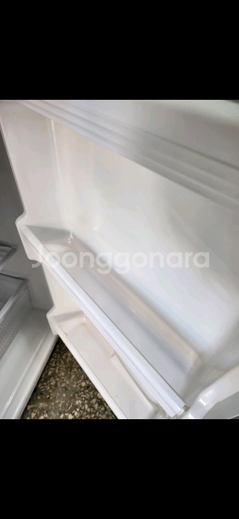 2017구매145리터 냉장고 근처는 가져다 드려요--2