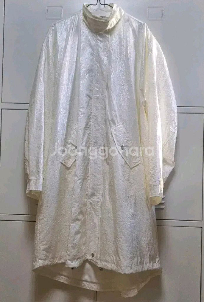 블랙푸시아 오버핏 코팅 롱 야상 점퍼 - 아이보리--6