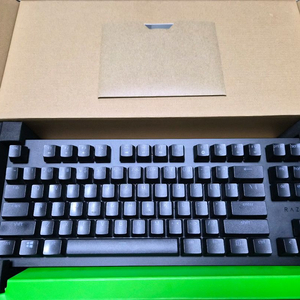 레이저 헌츠맨v2 tkl 리니어영문