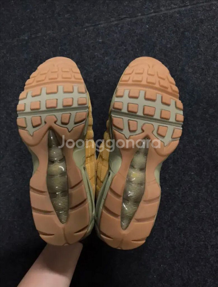 255 나이키 에어맥스 95 프리미엄 위트--2