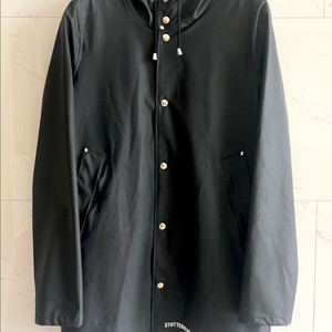 stutterheim 레인코트 블랙