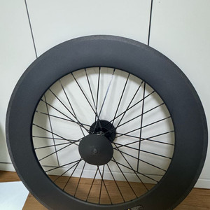 노바택 카본 88림 프론트 판매합니다(새제품)