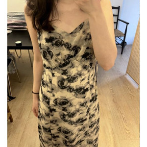 [새상품]누드클래식 누아 로즈 드레스(원피스)