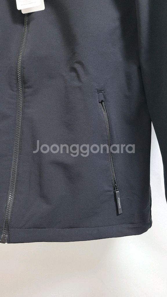 새상품)디스커버리 남성 아웃도어 후드자켓 100--3