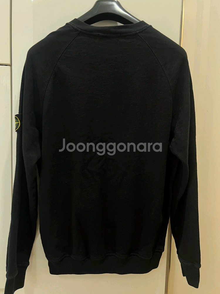 25ss 스톤아일랜드 맨투맨 M--1
