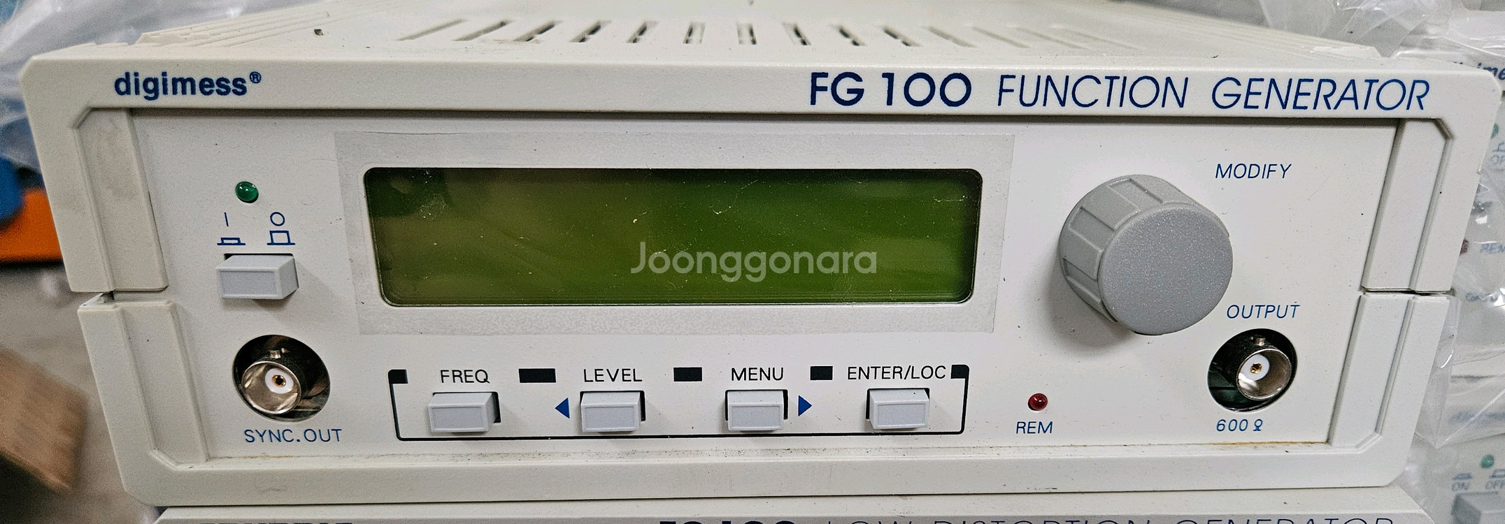 FG 100 FUNCTION GENERATOR--0