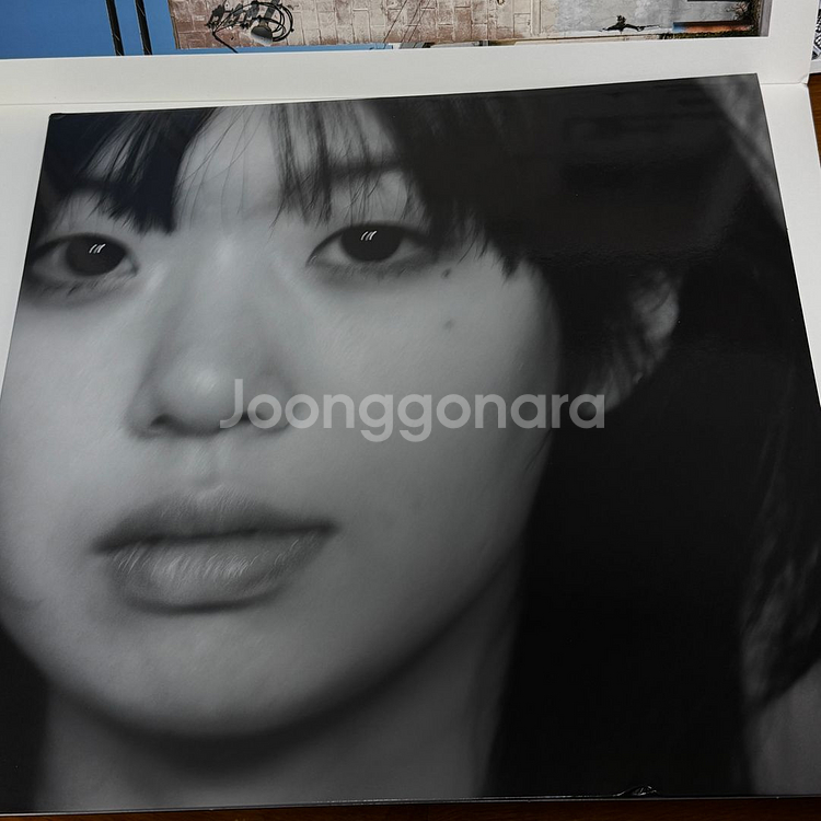 윤지영 정규 1집 나의 정원에서 클리어LP 판매합니다--1