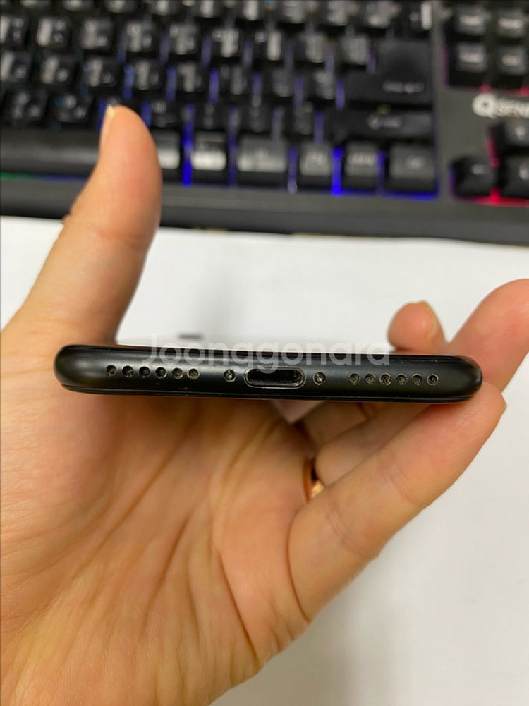 아이폰7 매트블랙 A급 128GB 배터리100%--6