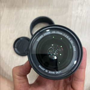 SIGMA ZOOM 28-70mm 1:2.8-4 DG