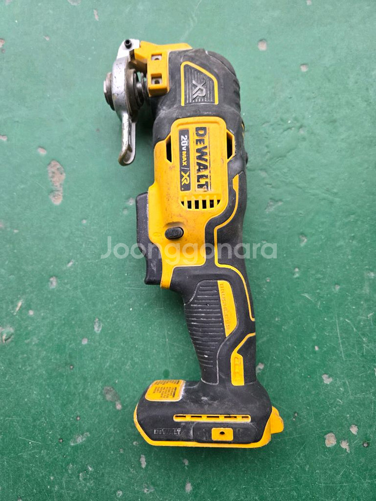 디월트 멀티커터 dcs355 베어툴 새날3개 포함 판매합니다--0