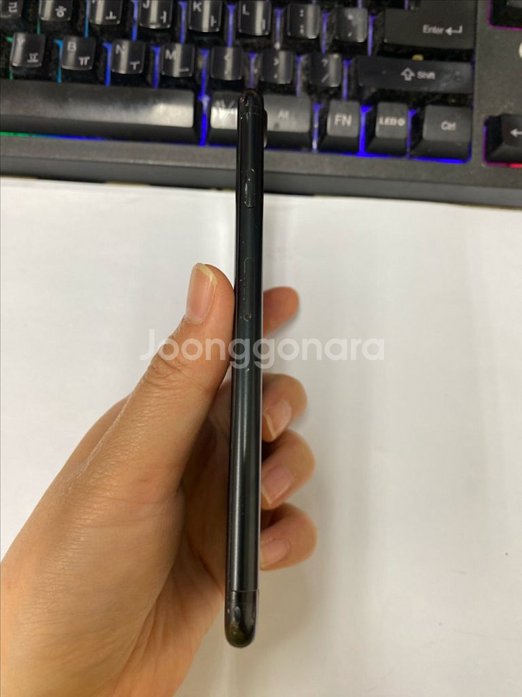 아이폰7 매트블랙 128GB 배터리100% 빈티지--5
