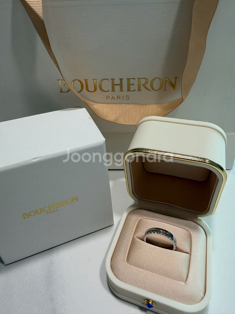 부쉐론 콰트로 레디언트 웨딩밴드 화이트 14호--0