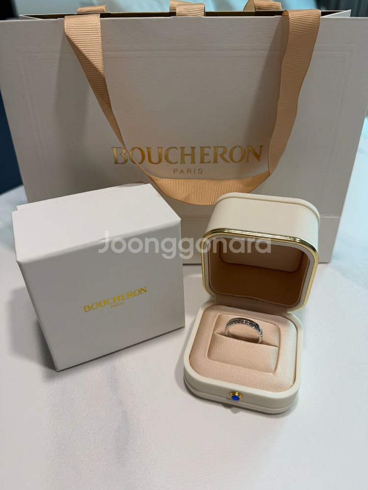 부쉐론 콰트로 레디언트 웨딩밴드 화이트 14호--4