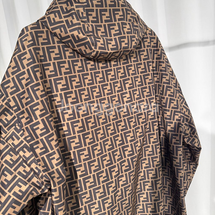 (54)펜디 FF 모노그램 리버시블 롱 바람막이--2