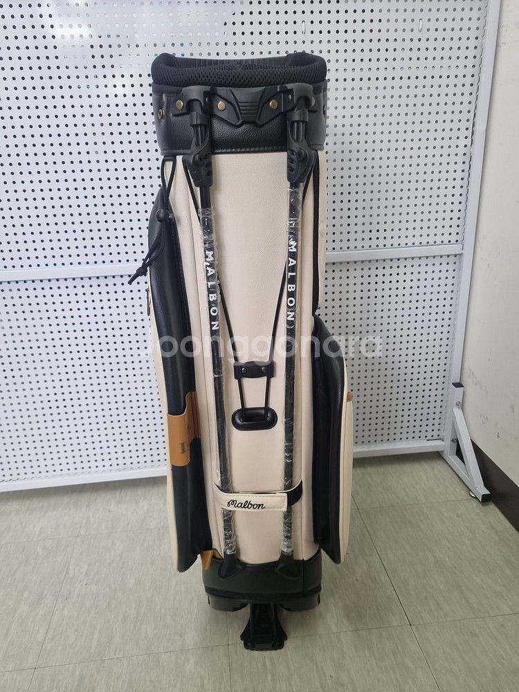 말본 M버킷 스탠드백 (아이보리)--3