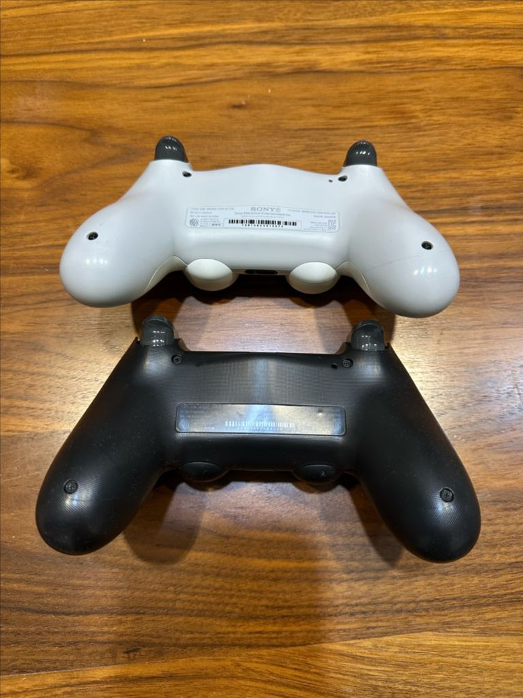 ps4 프로 / 게임타이틀 판매 이미지
