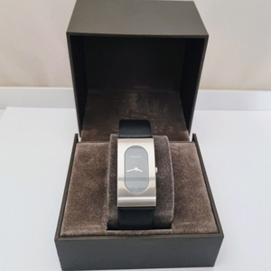 정품 구찌 2400L 가죽줄시계