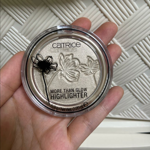 캐트리스 모어 댄 글로우 하이라이터 010