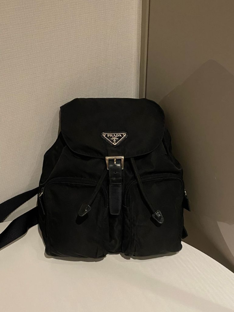 프라다 나일론 백팩--1