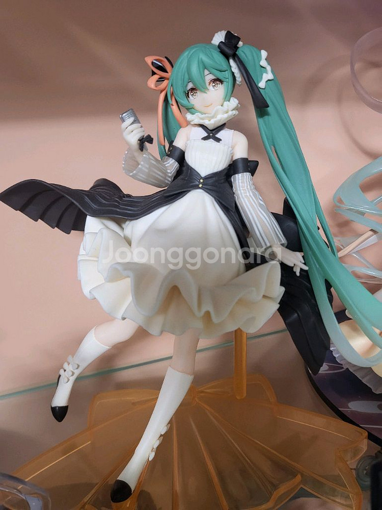 하츠네미쿠 Rella Latidos 타이토 경품피규어--0