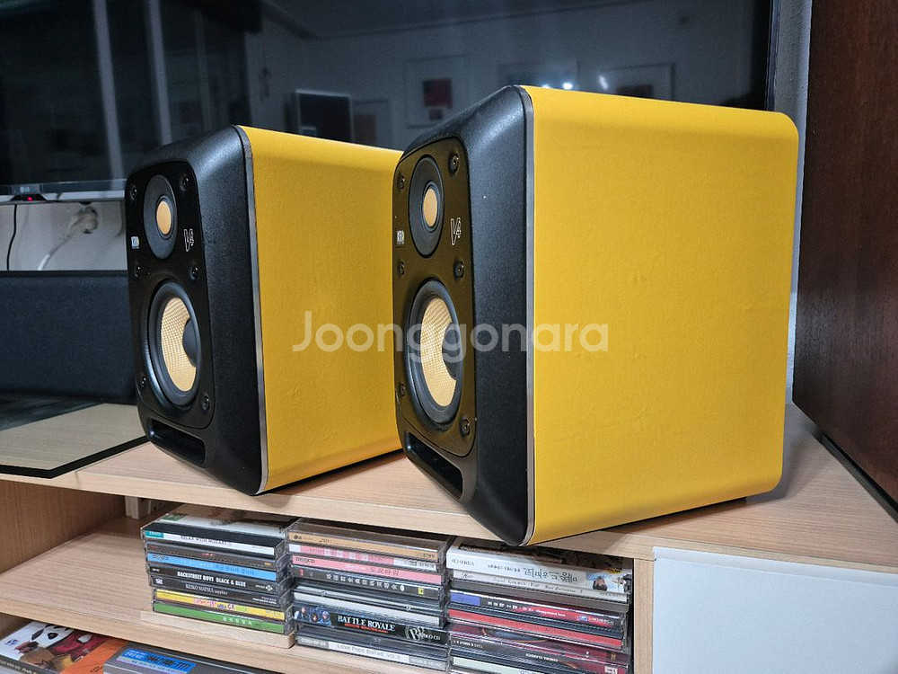 krk v4스피커 2통--3
