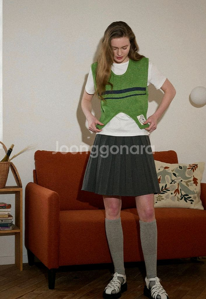 바이탈싸인 컷아웃 니트 베스트--3