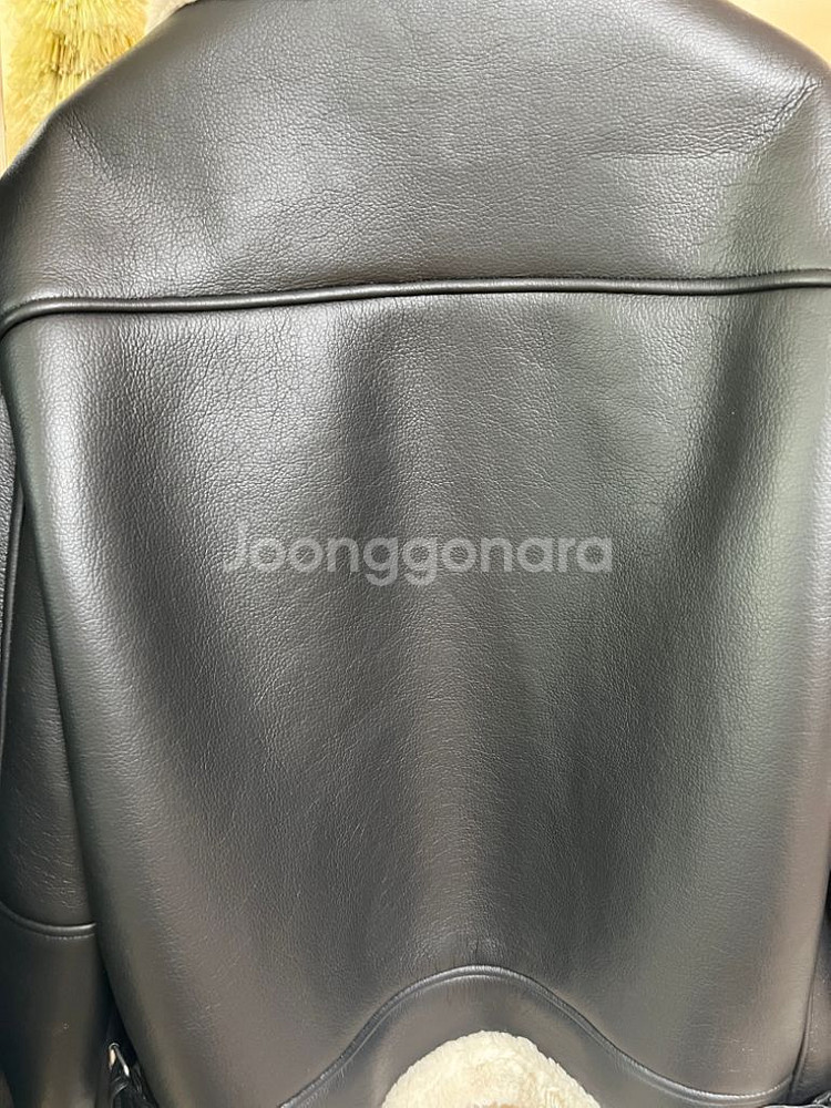 자라 무스탕L--1