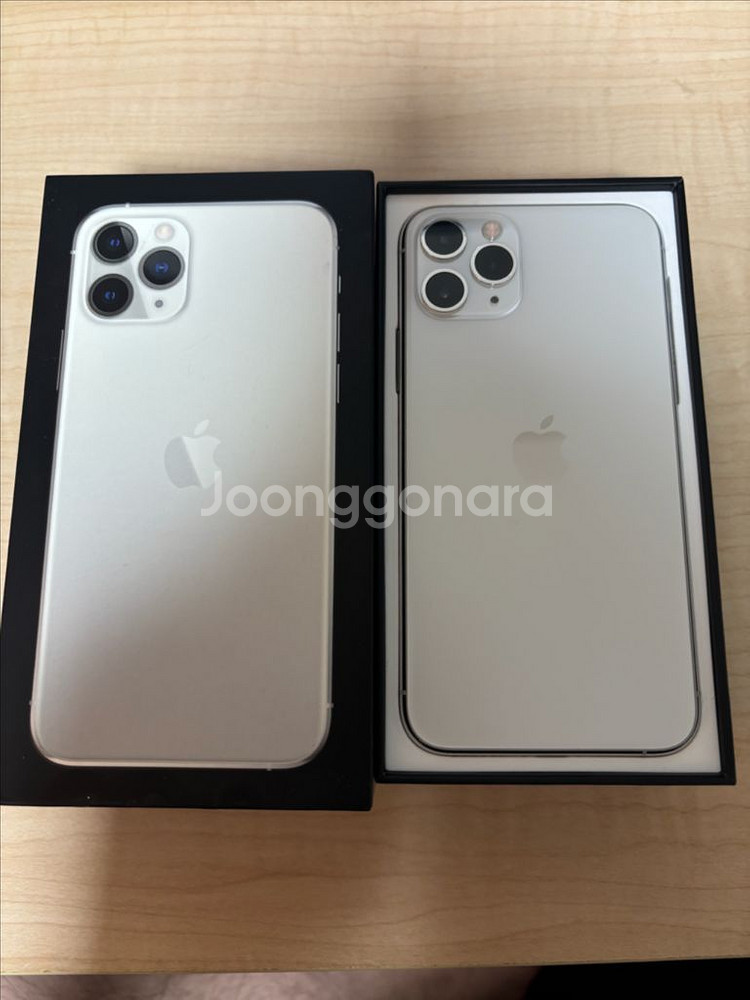 아이폰11pro64gb 실버 판매합니다.--1