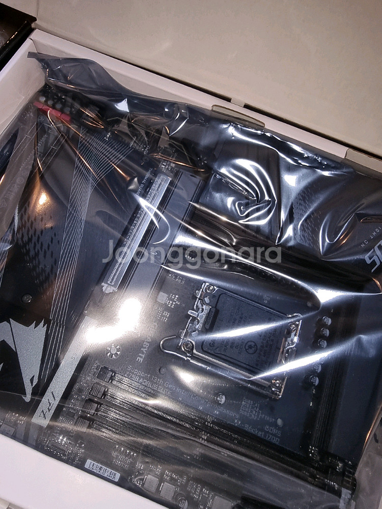 z790 메인보드 기가바이트 어로스 엘리트 판매 합니다--7