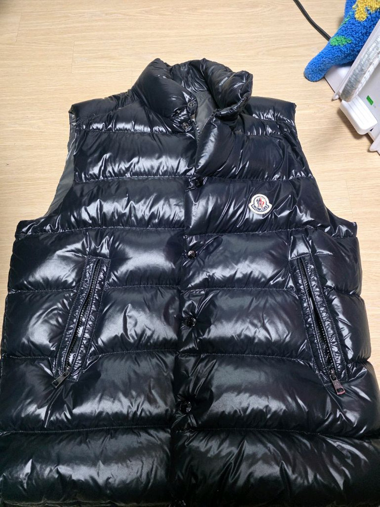 몽클레어 티브 팁 tibb 패딩조끼 판매--4
