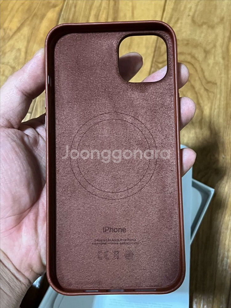 정품 아이폰 14 플러스 맥세이프 레더 케이스--3