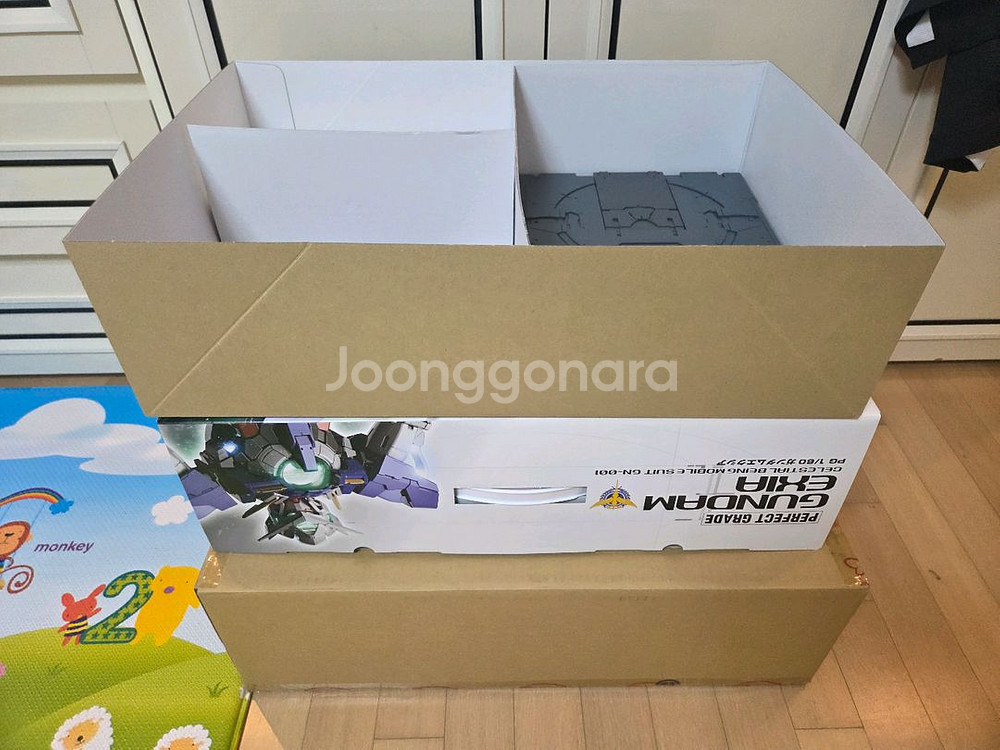 반다이 PG 엑시아 일반판 건담--1