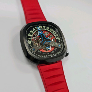 OLTO-8 인피니티 II 오토매틱 시계 레드